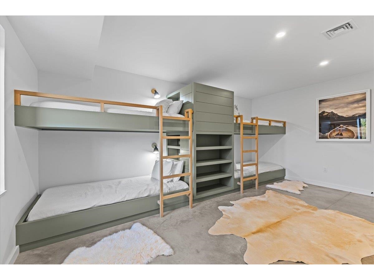 129 Eloise Lane, Unit A