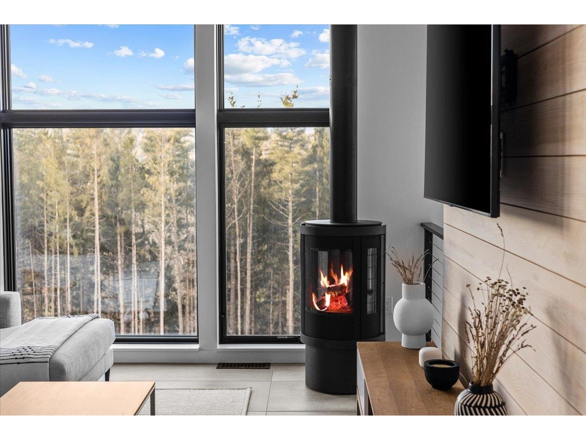 129 Eloise Lane, Unit B