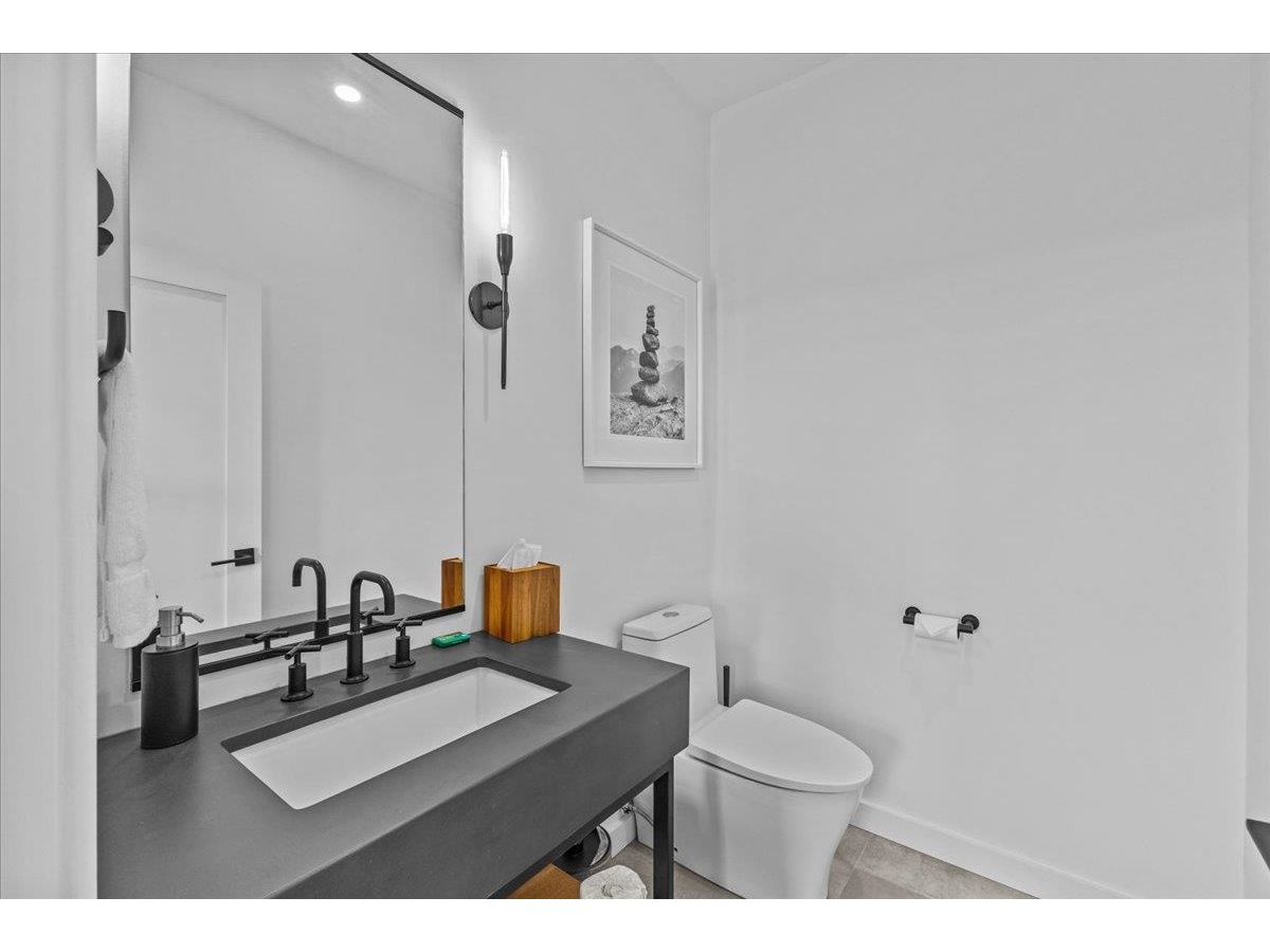 129 Eloise Lane, Unit B