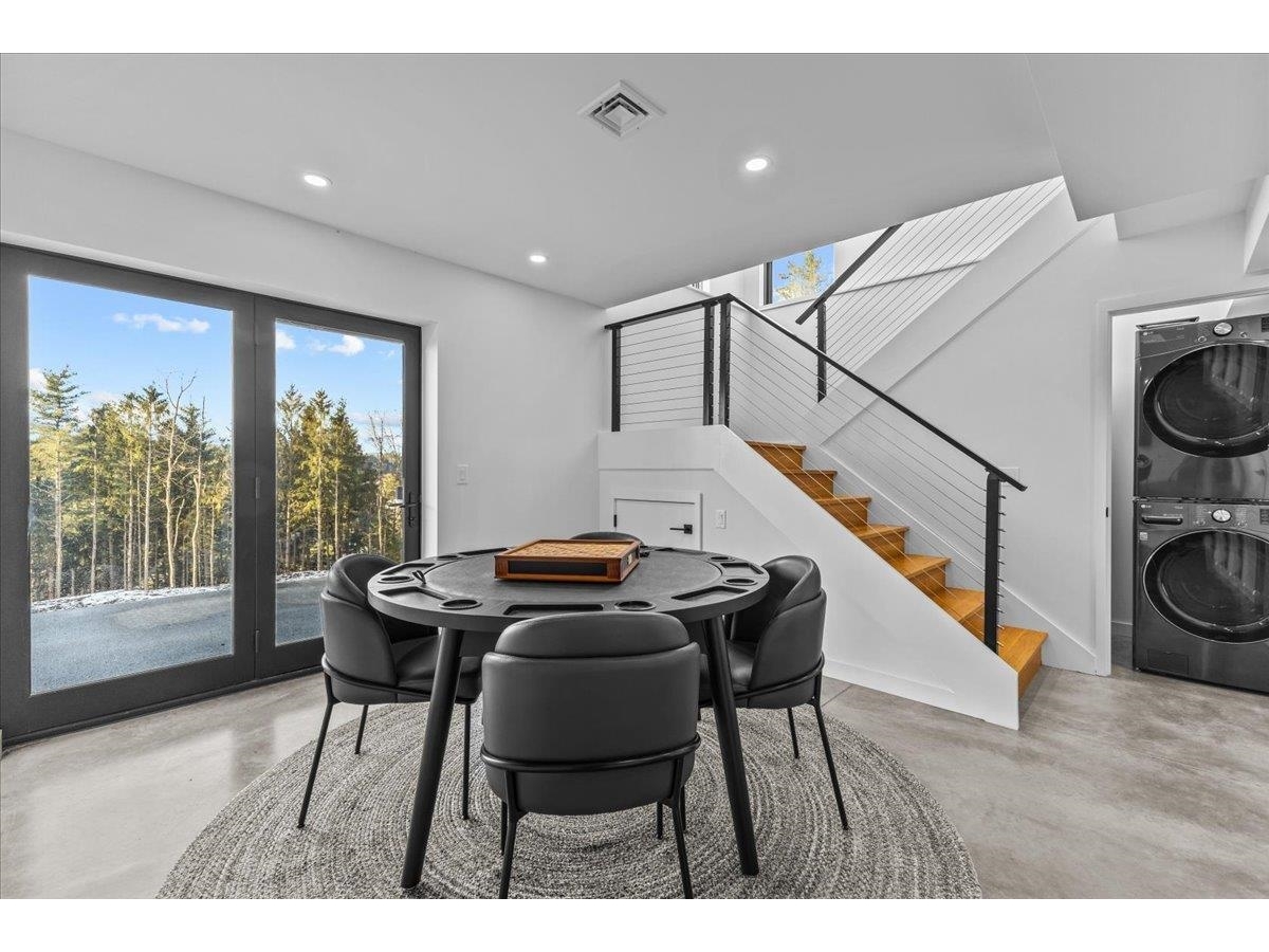 129 Eloise Lane, Unit B