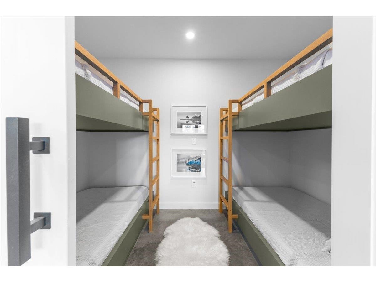 129 Eloise Lane, Unit B