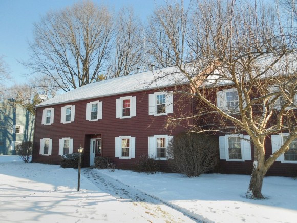 129 North Twin Oaks Terrace, Unit 129
