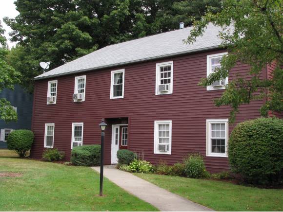 129 North Twin Oaks Terrace, Unit 129