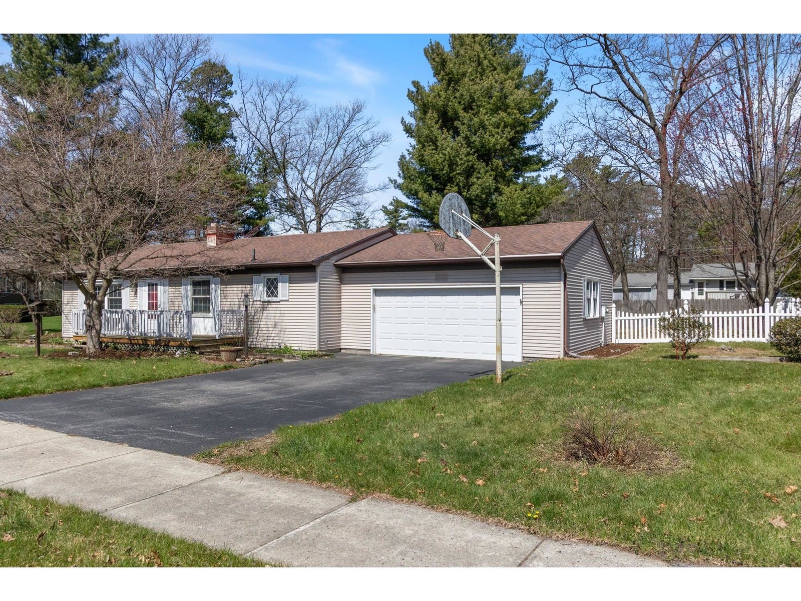 129 Norway Drive