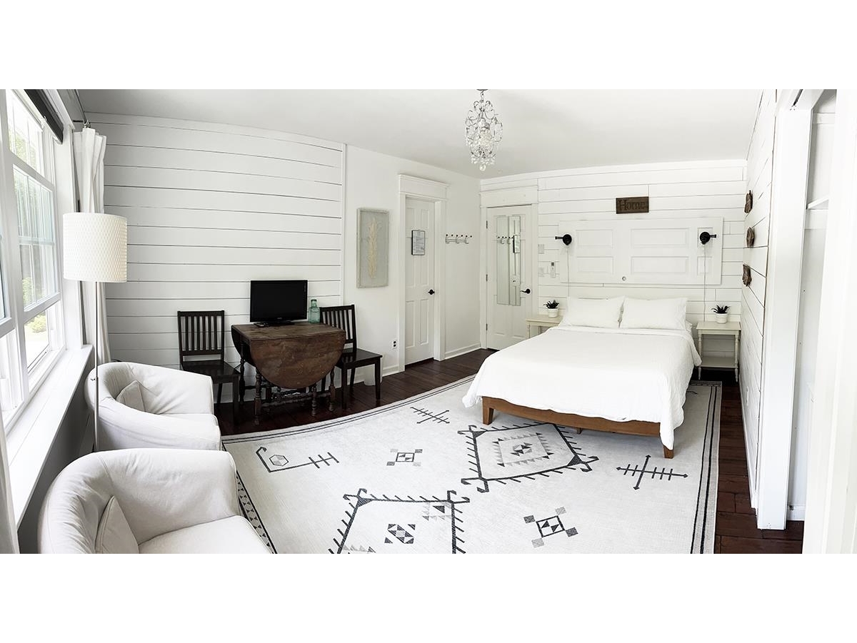 Garden Suite (bedroom 4)