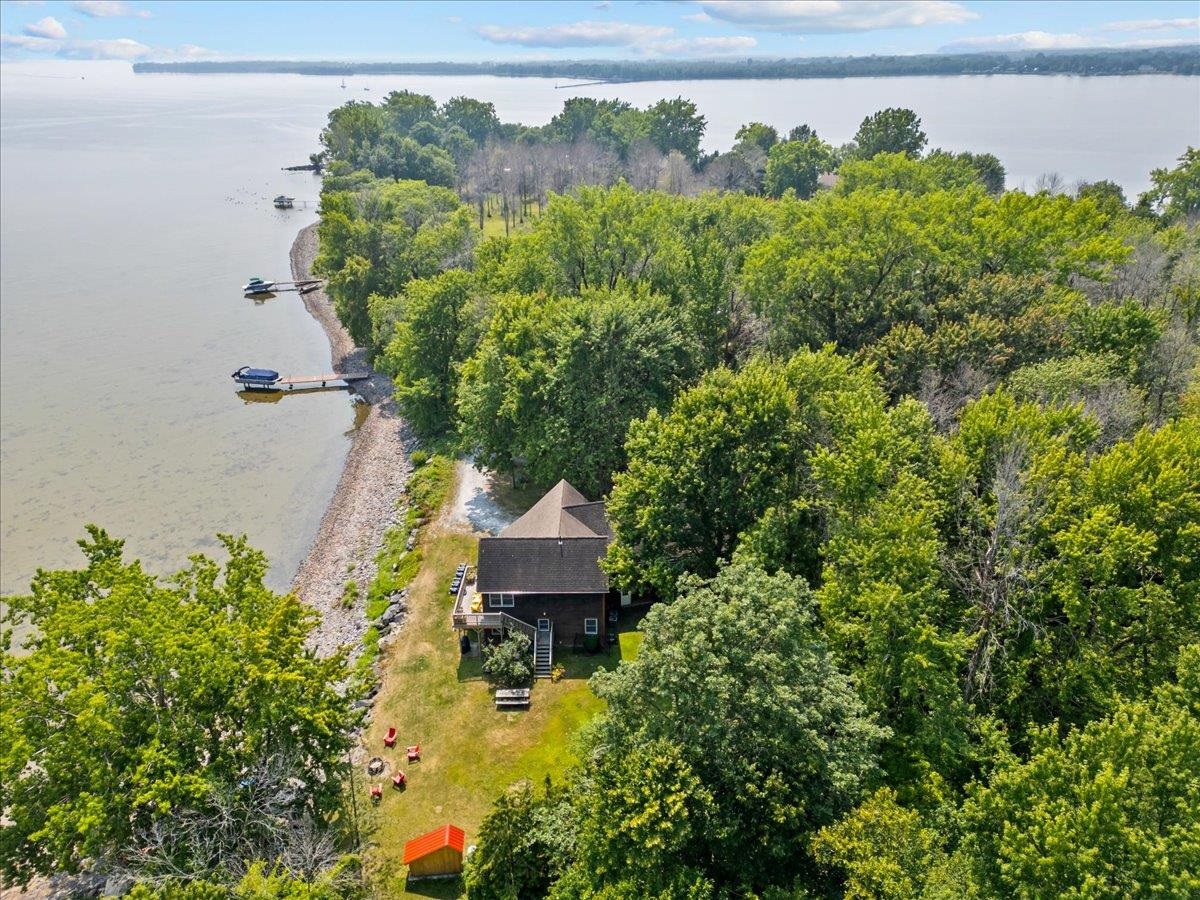 1299 Windmill Point, Alburgh