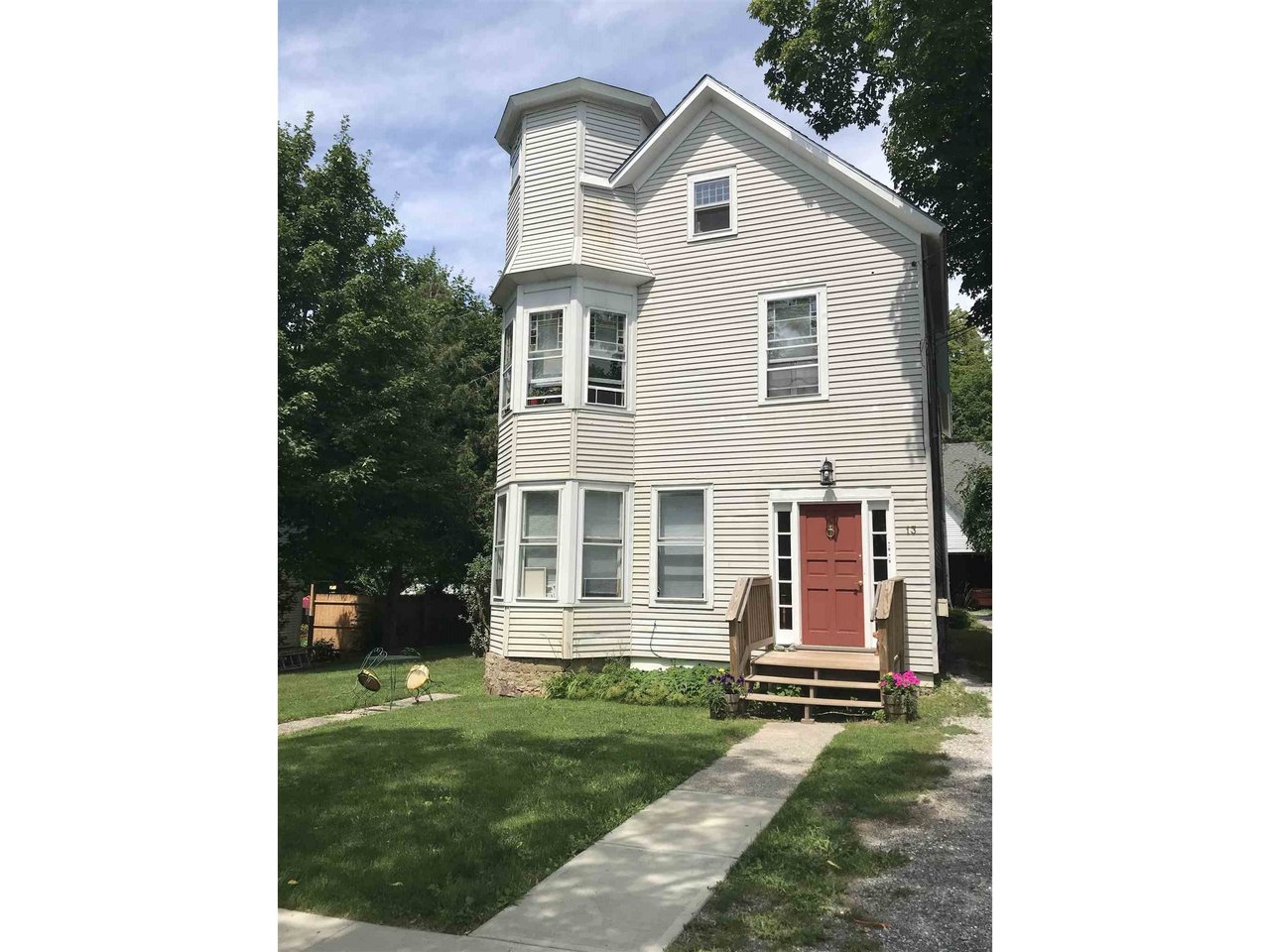 13 Diamond Street