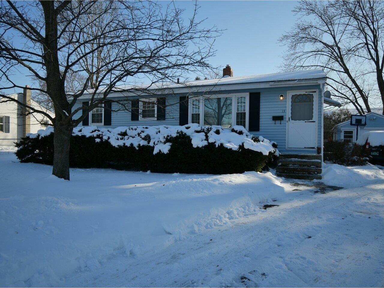 13 Forest Street