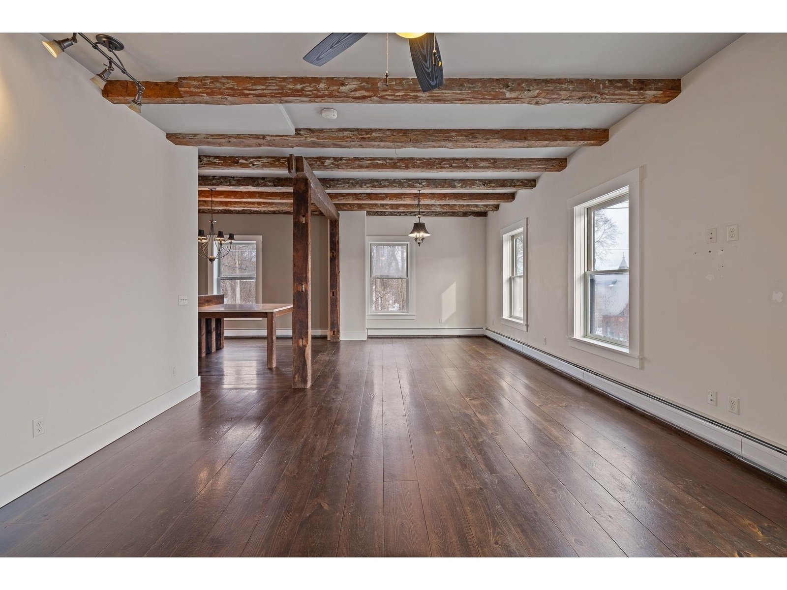 13 Goshen Road