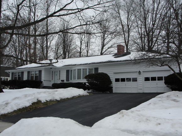 13 Maplewood Lane