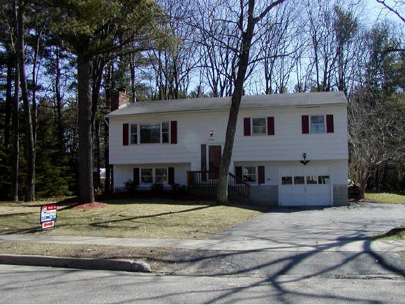 13 Margaret ST