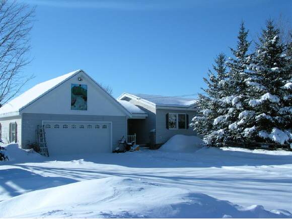 13 Russell Cir