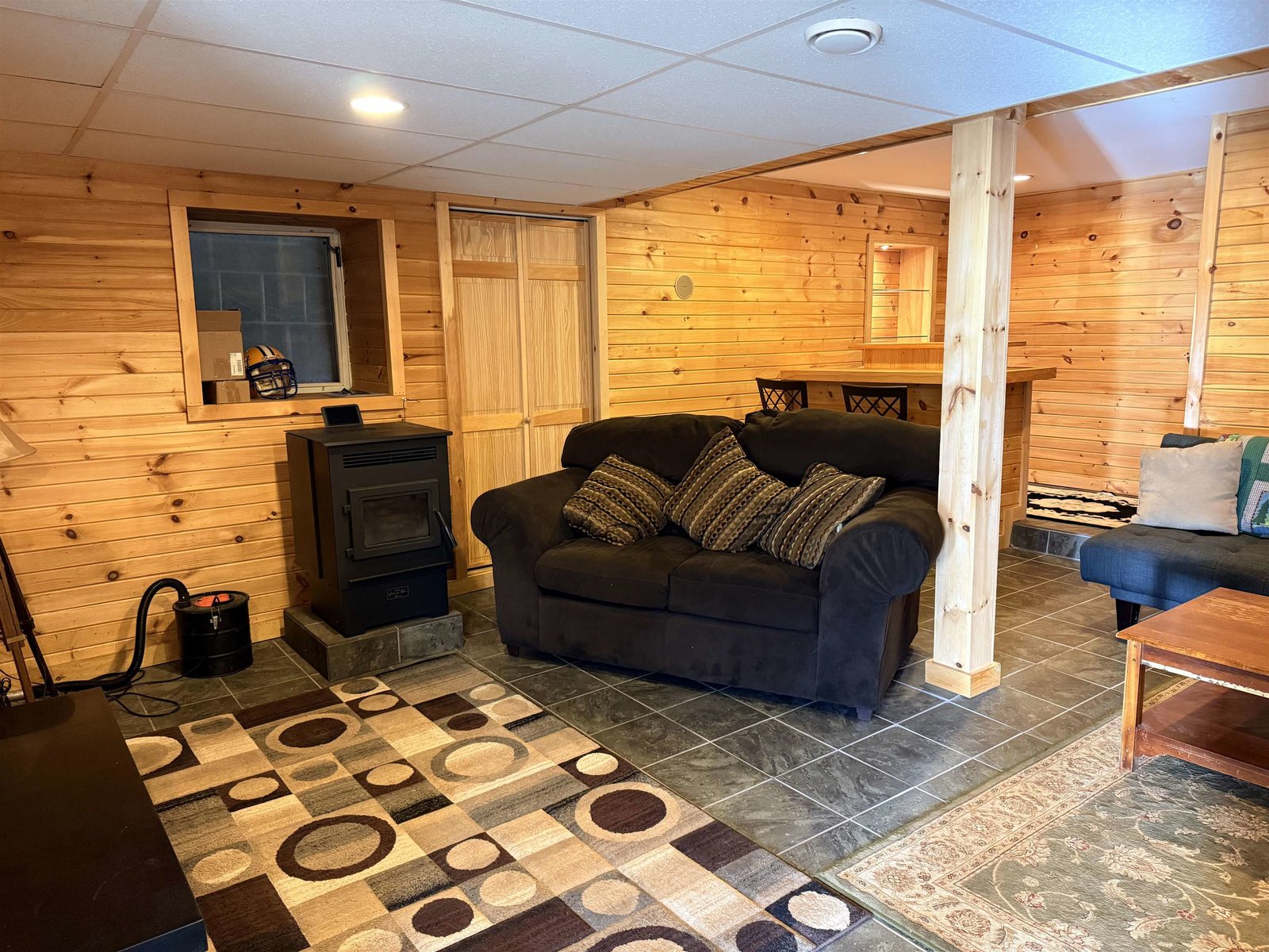 Finished Basement w/Pellet Stove