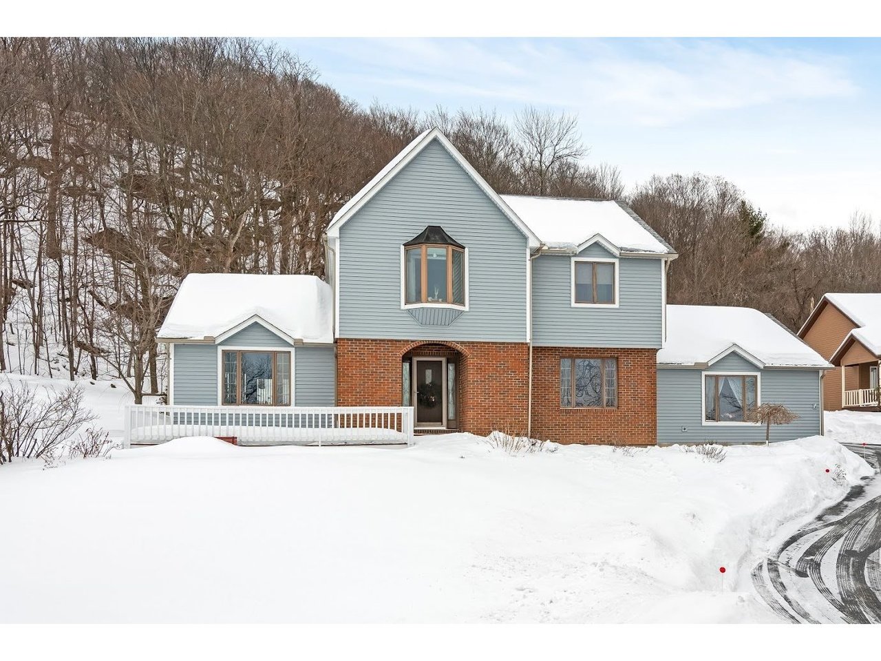 13 Warner Drive