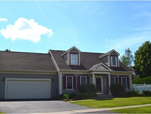 13 Weathersfield Bow Drive
