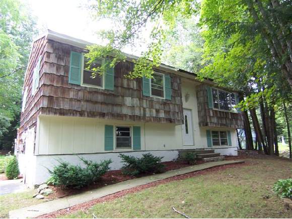 13 Woodlawn Dr