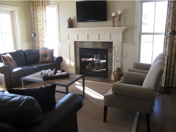 130 Allen Road East, Unit 130
