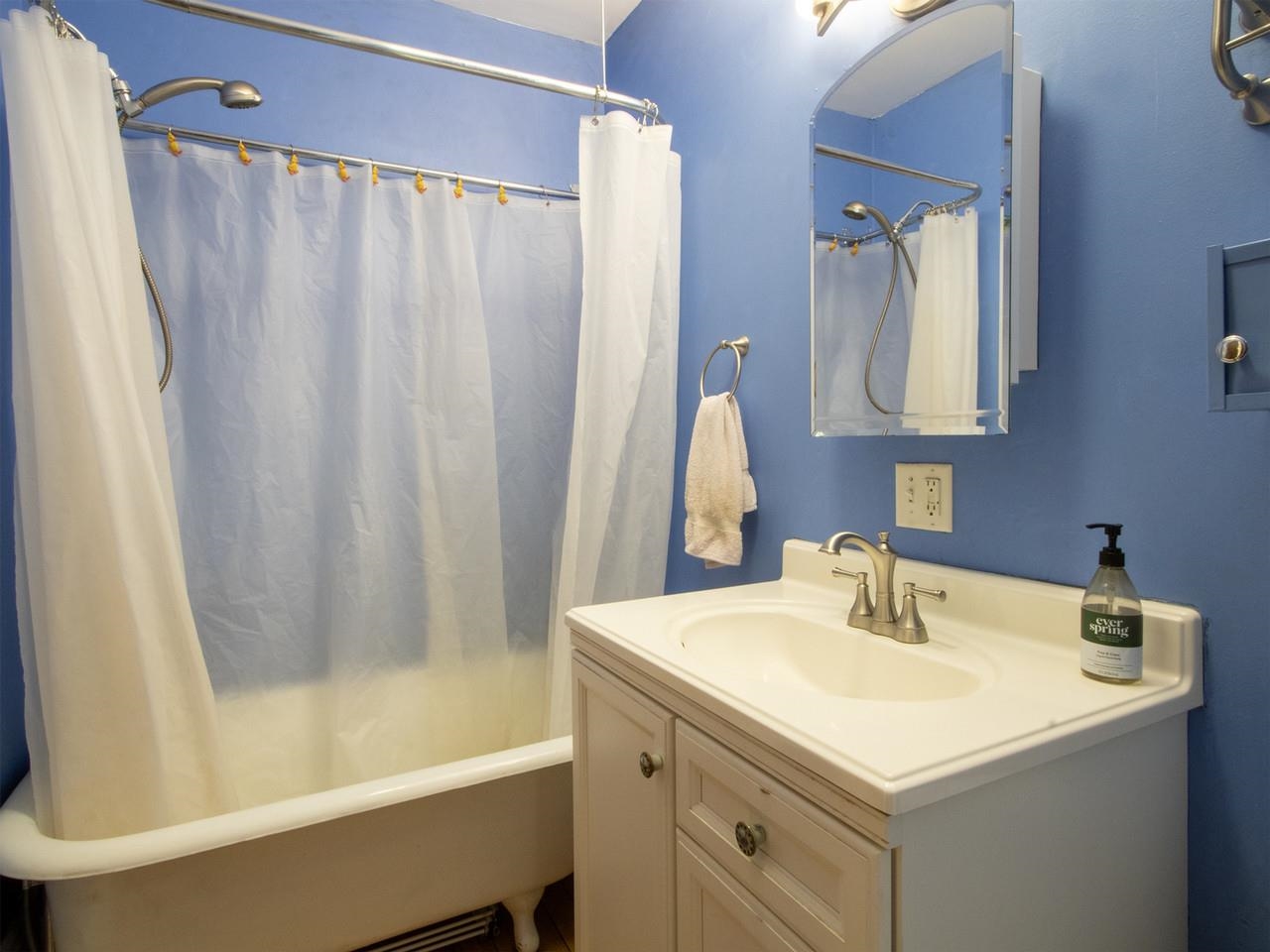 Clawfoot Tub