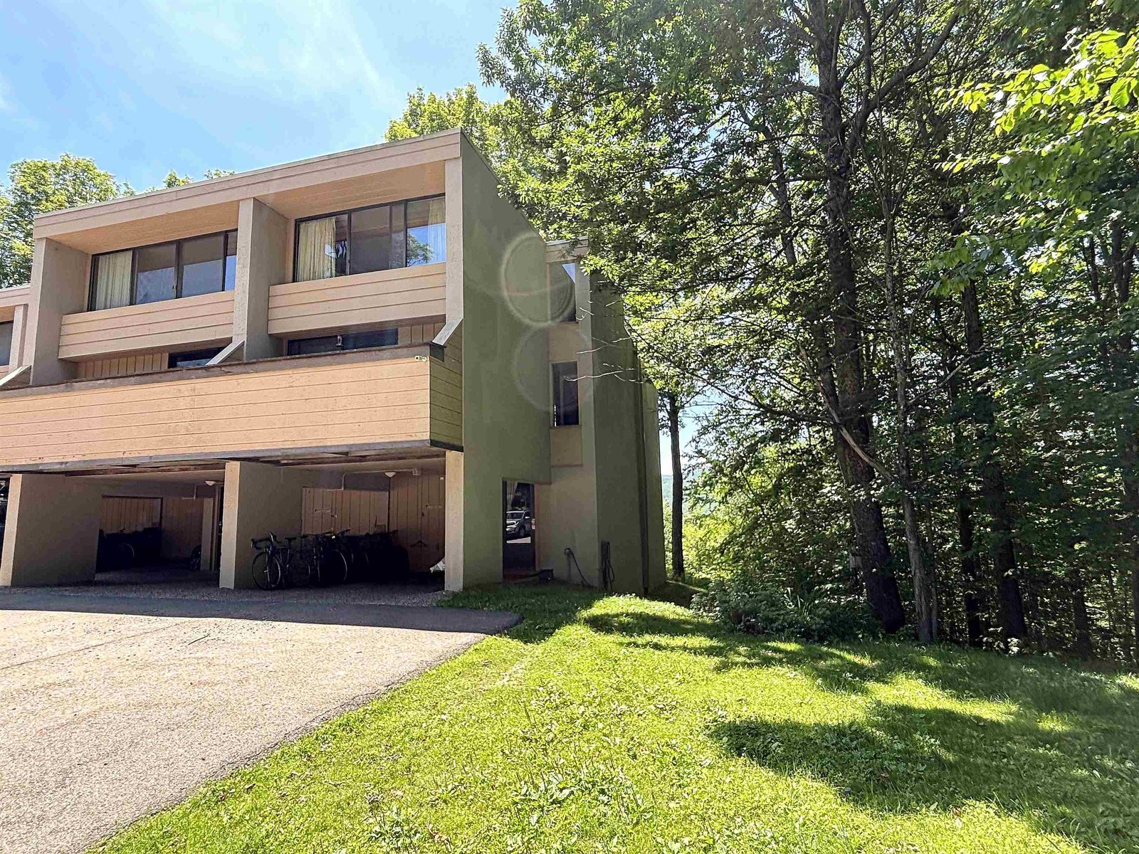 1309 Notchbrook Road, Unit 2AB