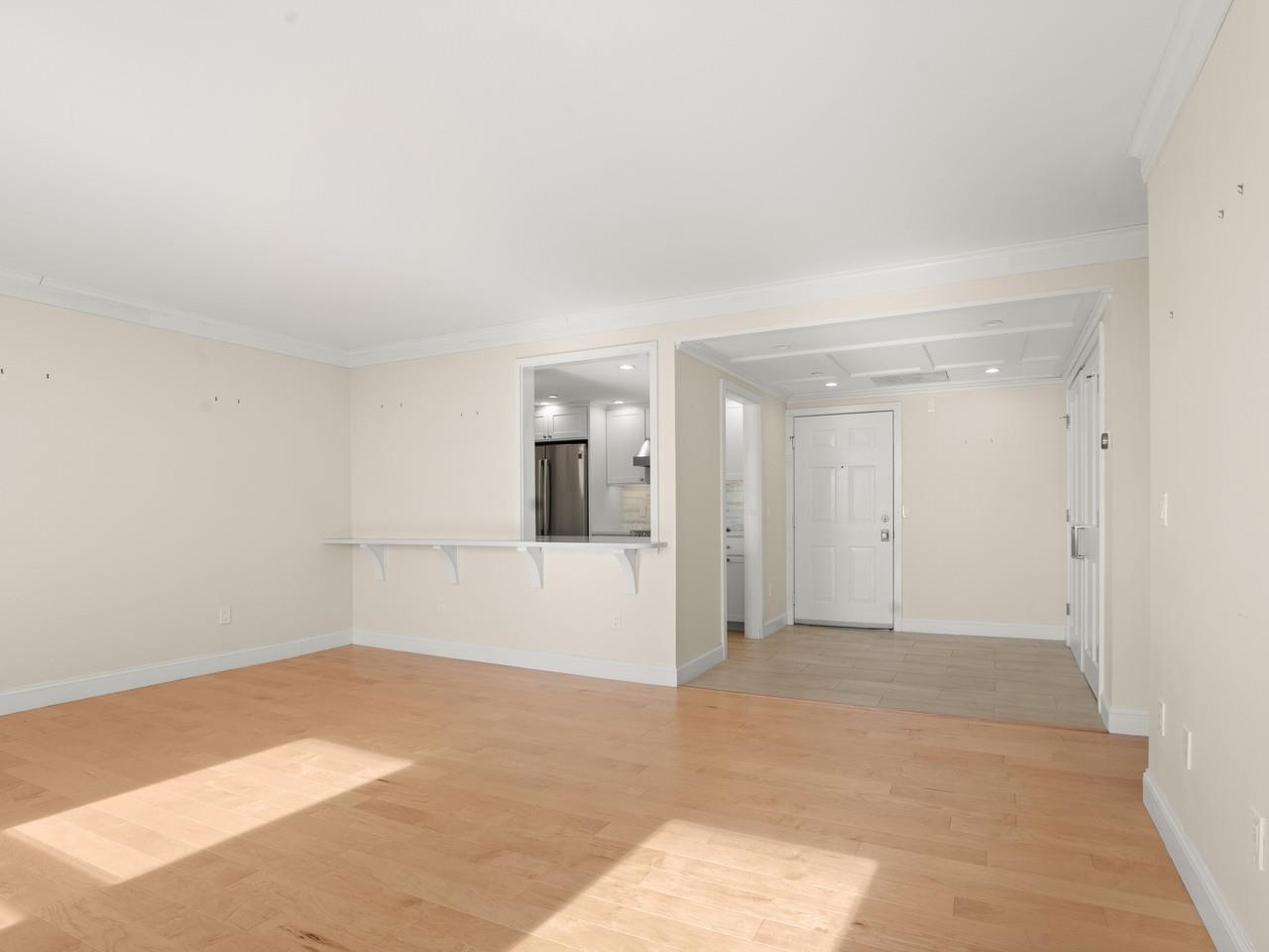 Spacious living/dining