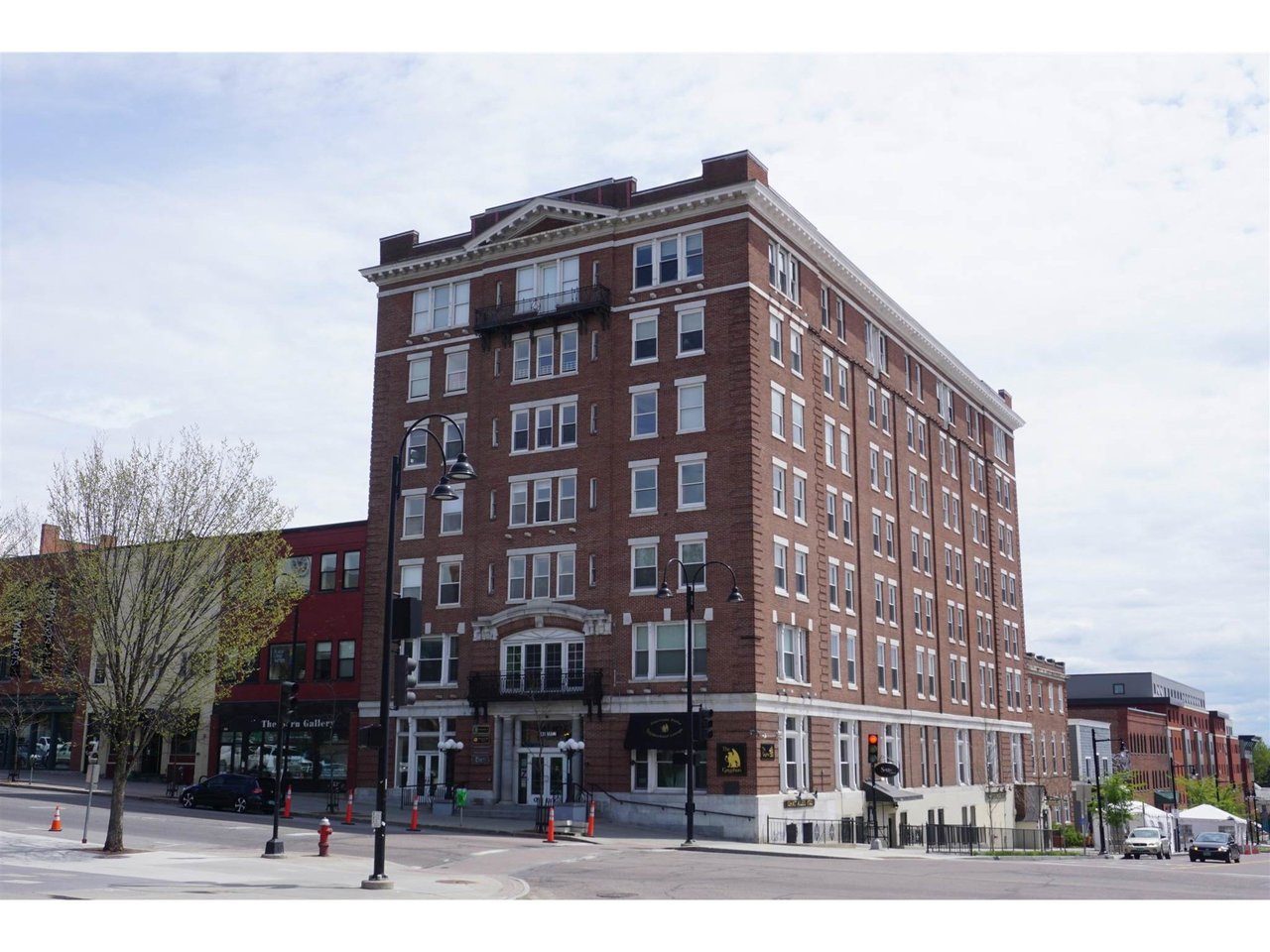 131 Main Street, Unit 204