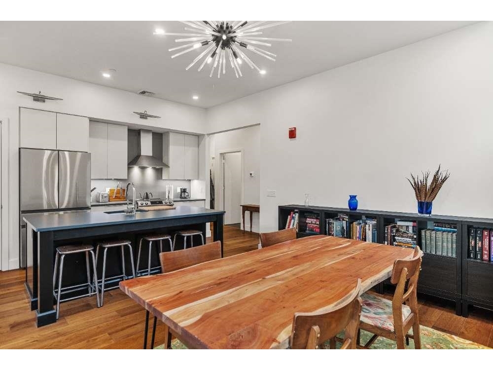 131 Main Street, Unit 2A-1