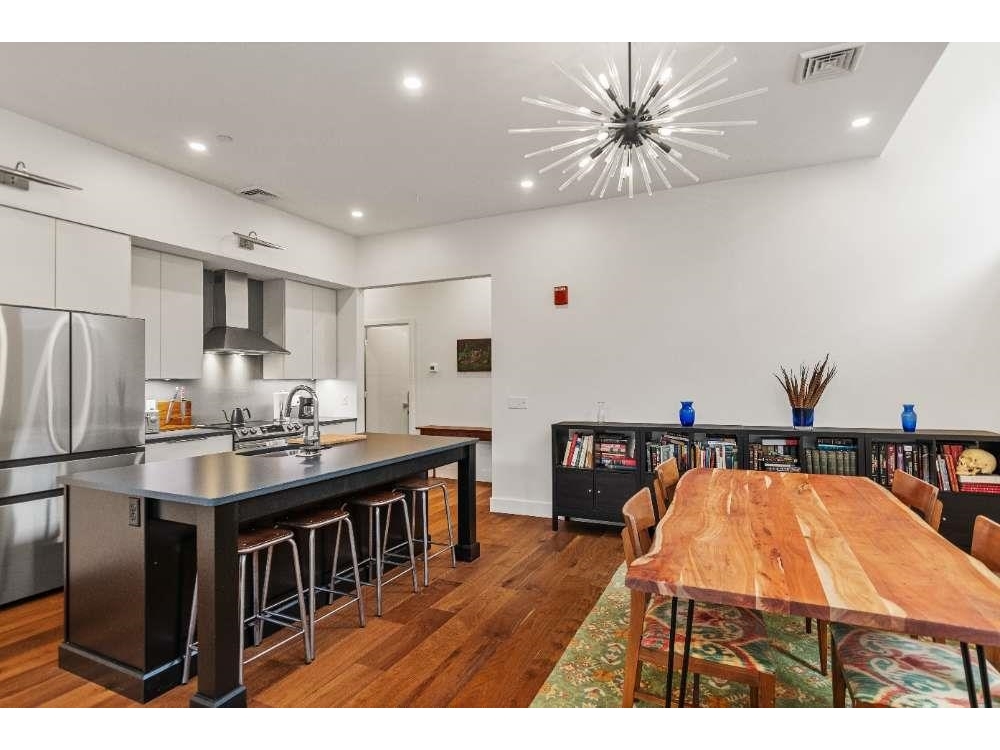 131 Main Street, Unit 2A-1