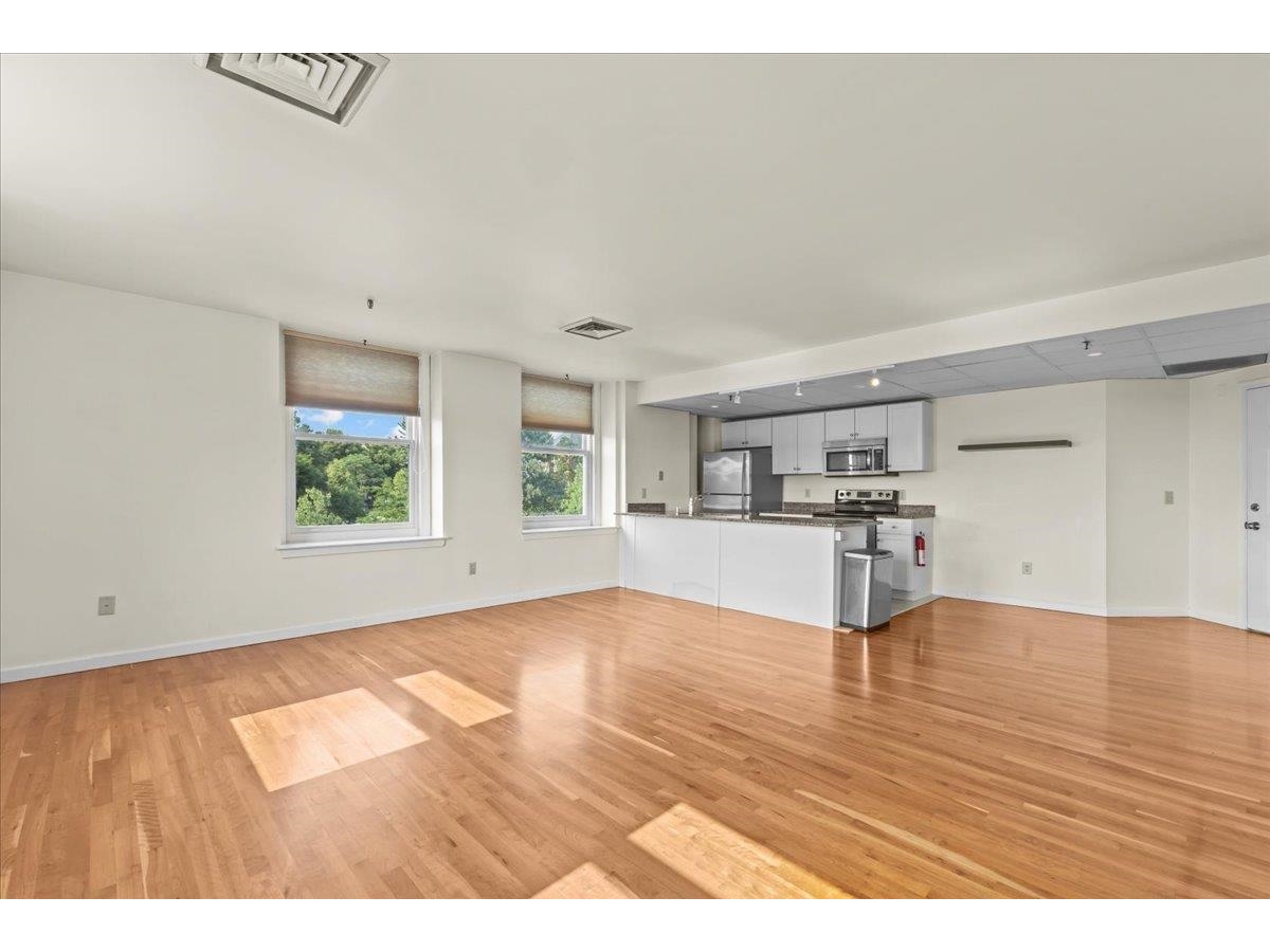131 Main Street, Unit 302