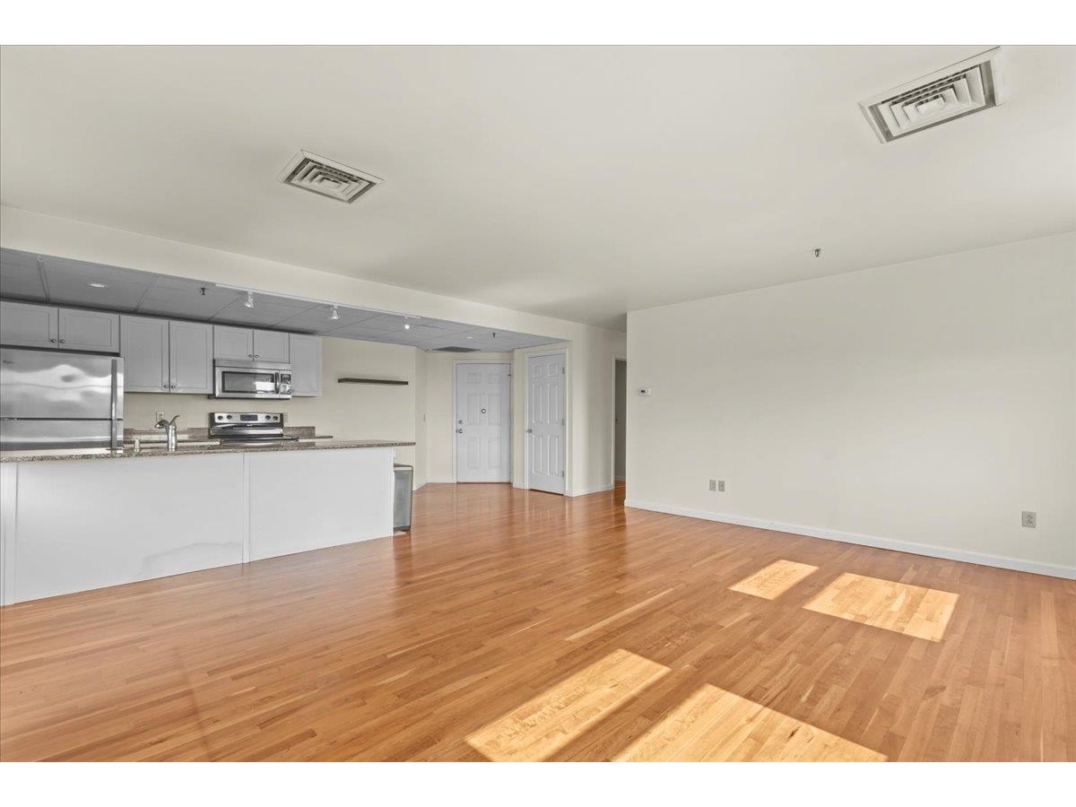 131 Main Street, Unit 302