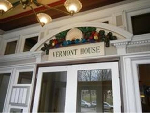131 Main Street, Unit 706