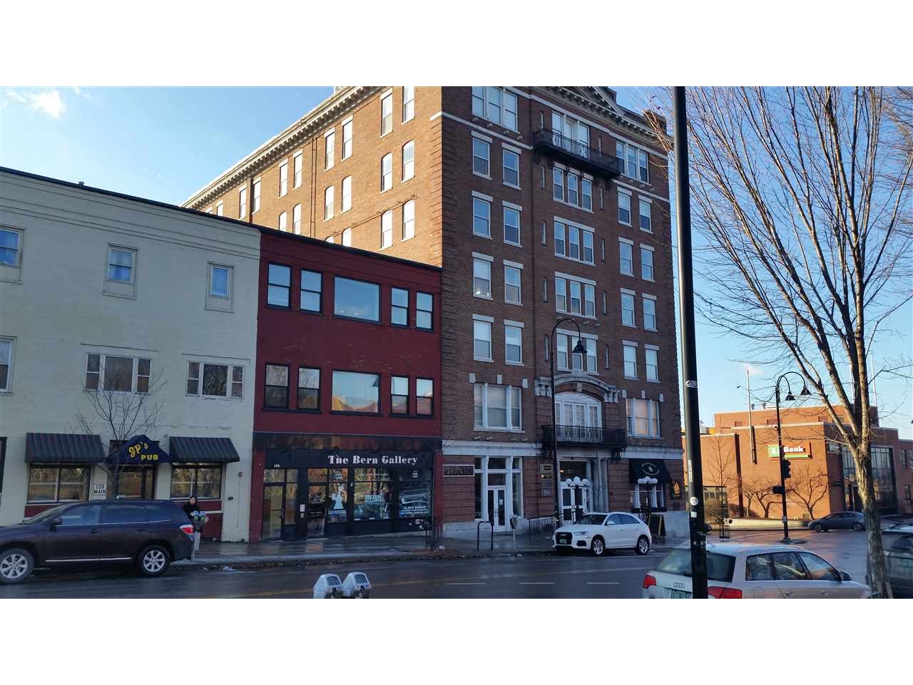 131 Main, Unit 205