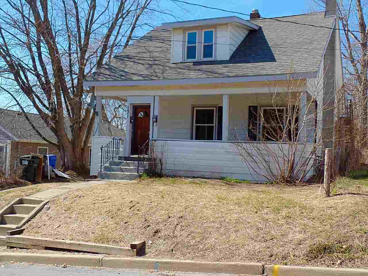 131 Pine Street