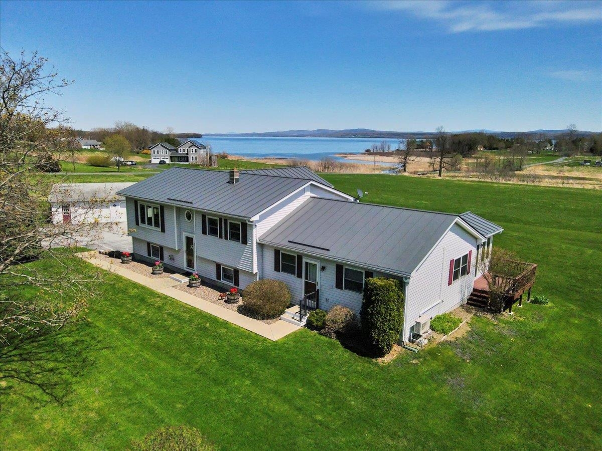 132 East Shore South, Grand Isle