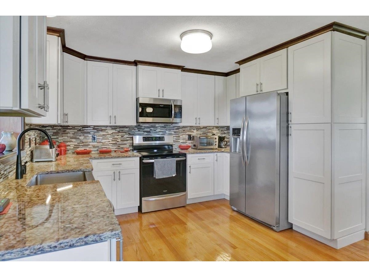 132 East Shore South