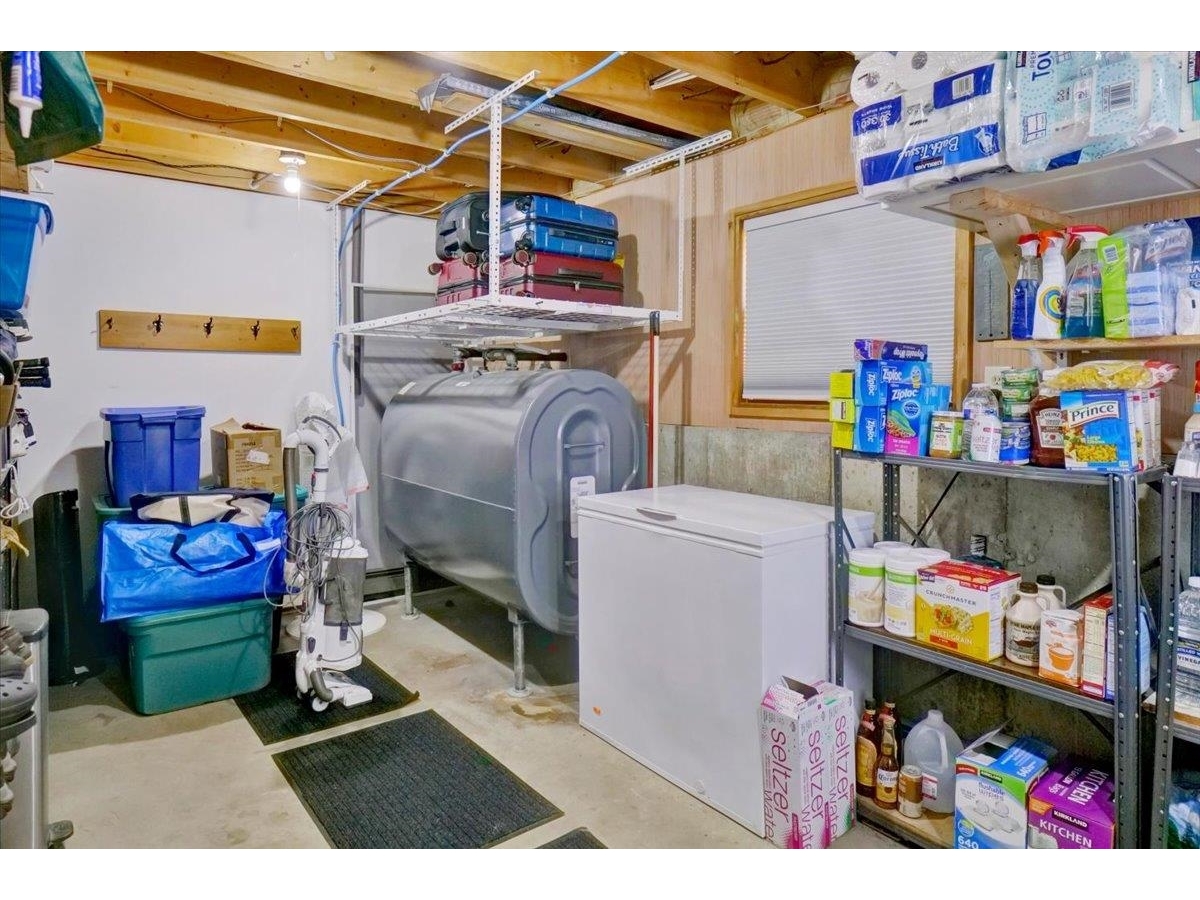 Pantry,Mechanical room