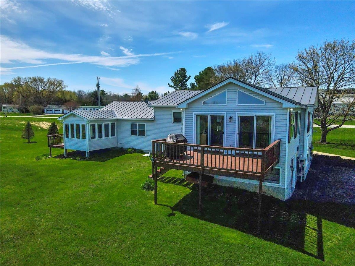 132 East Shore South