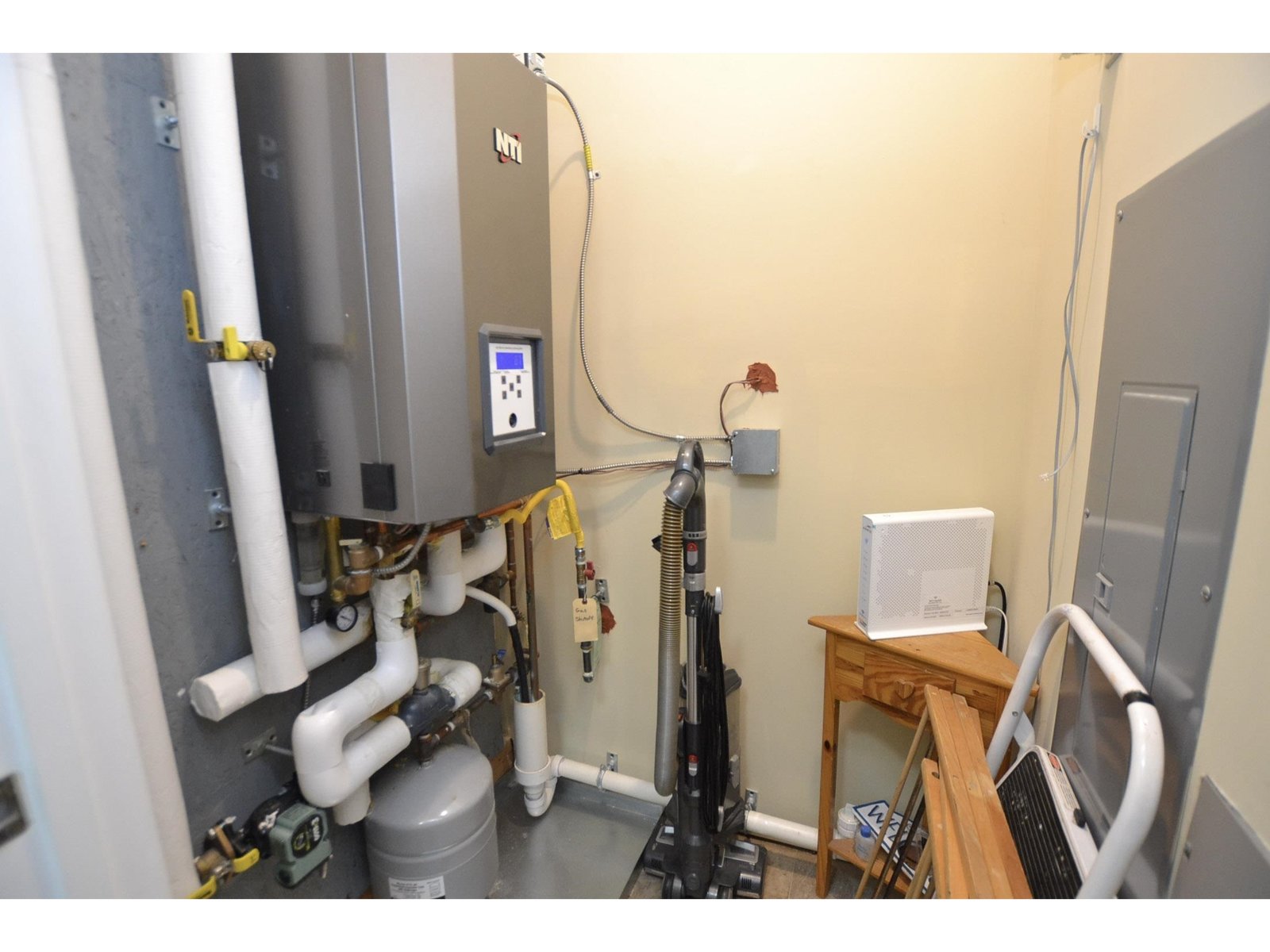 132 Stillwater Lane, Unit 1