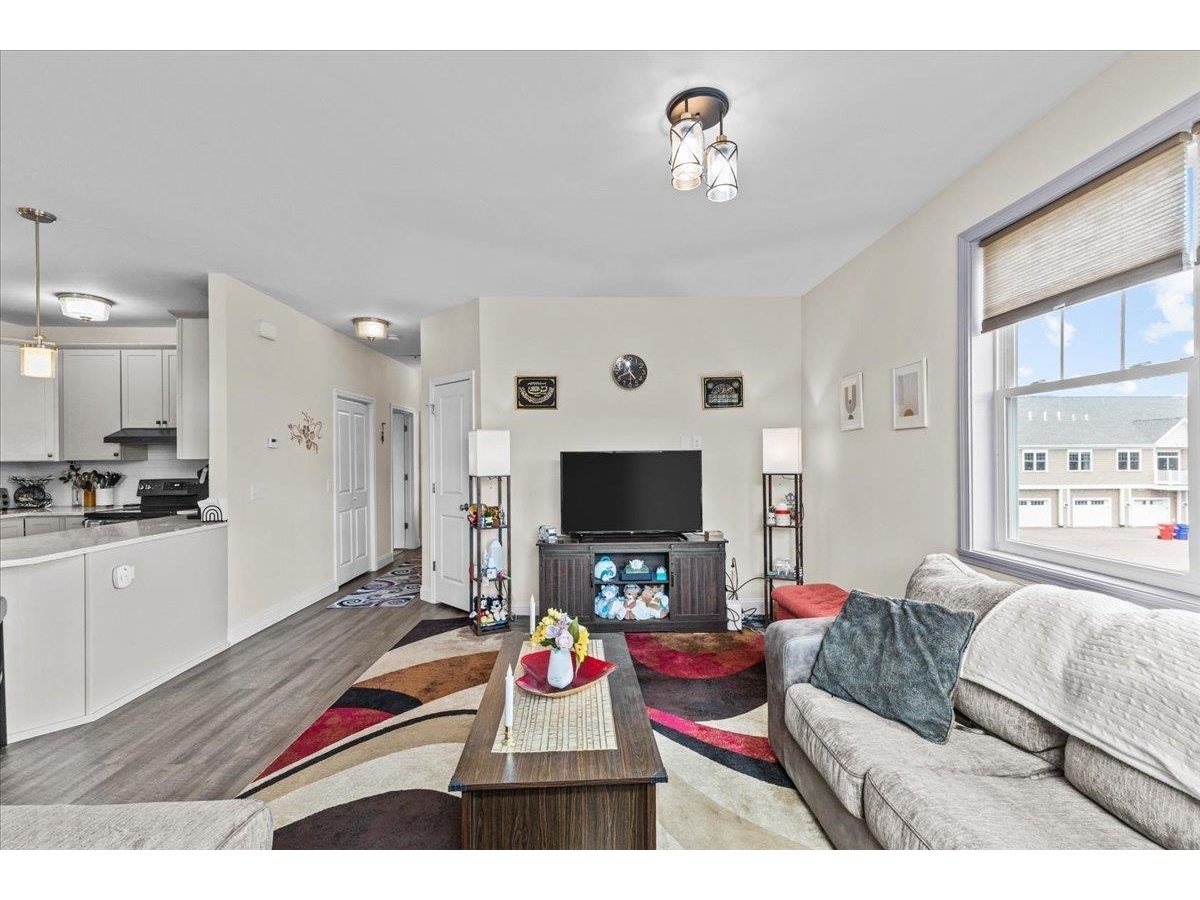132 Stillwater Lane, Unit 7