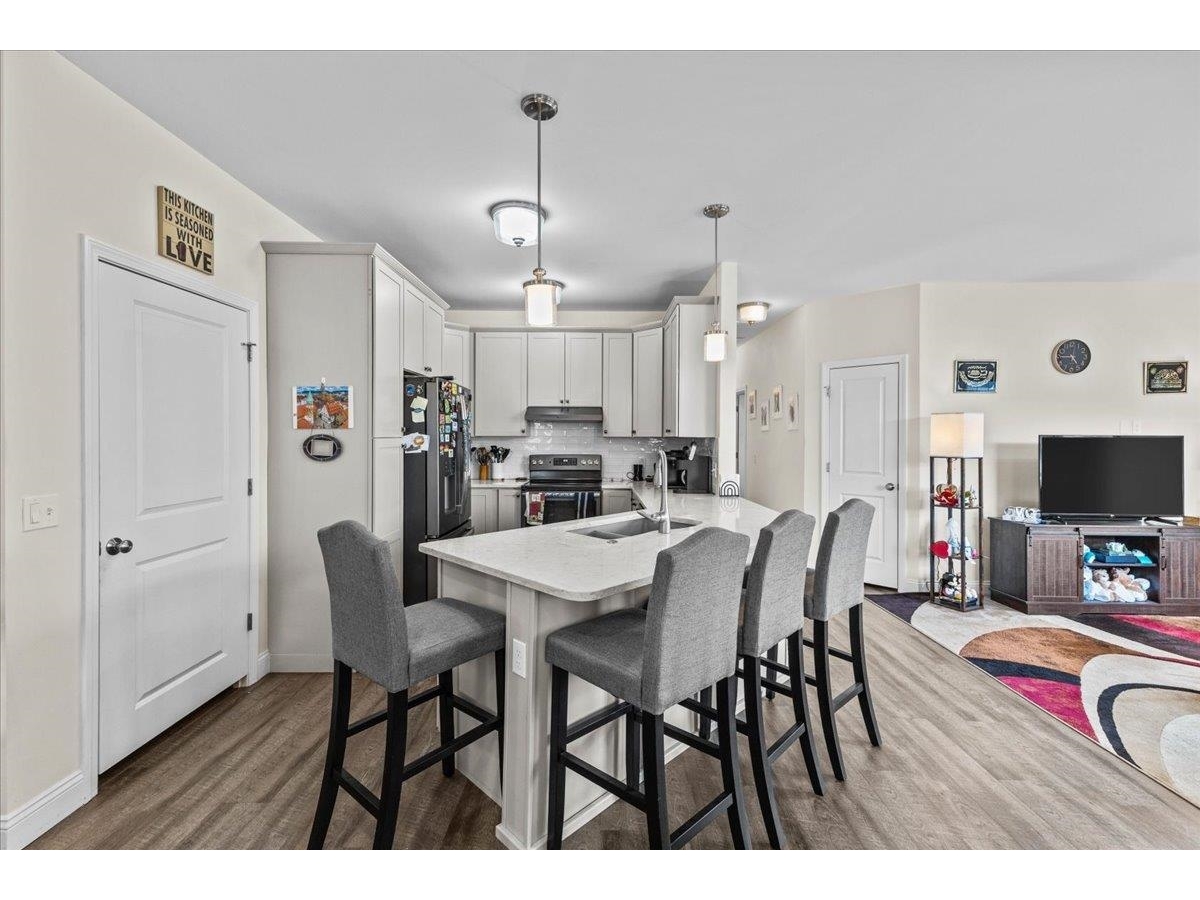 132 Stillwater Lane, Unit 7