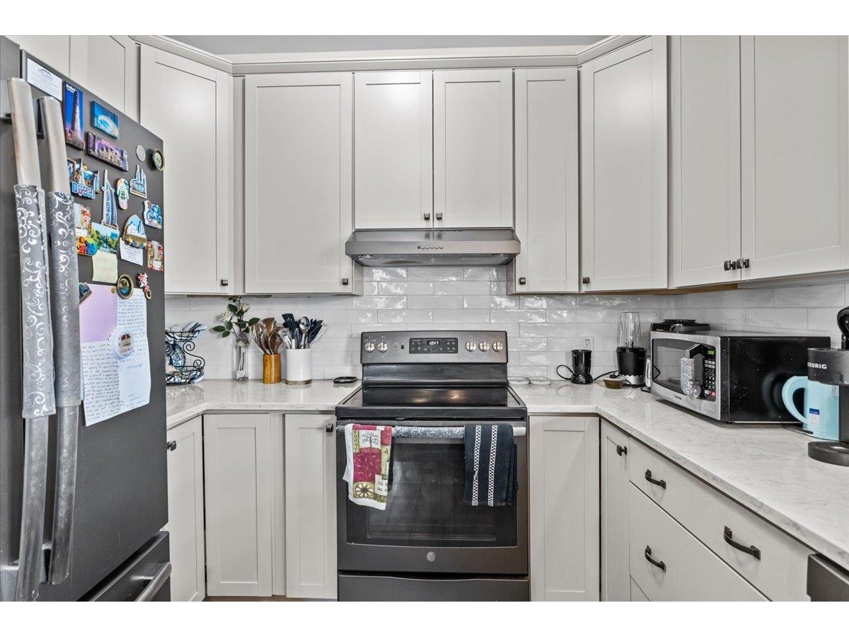 132 Stillwater Lane, Unit 7