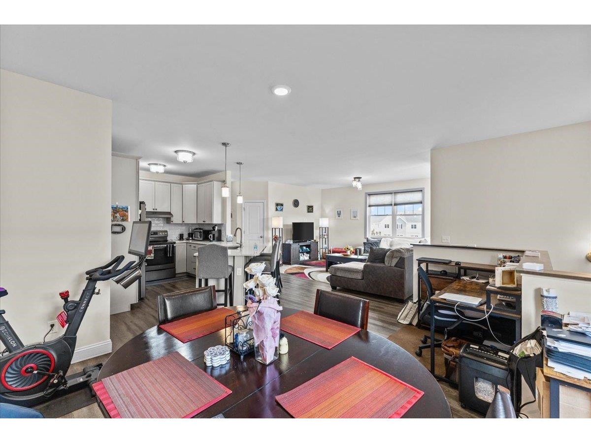 132 Stillwater Lane, Unit 7