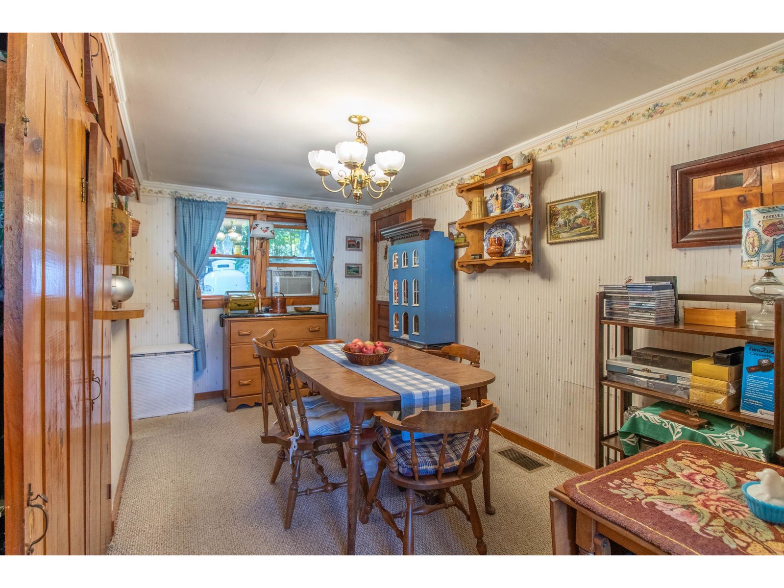 Main house dining room
