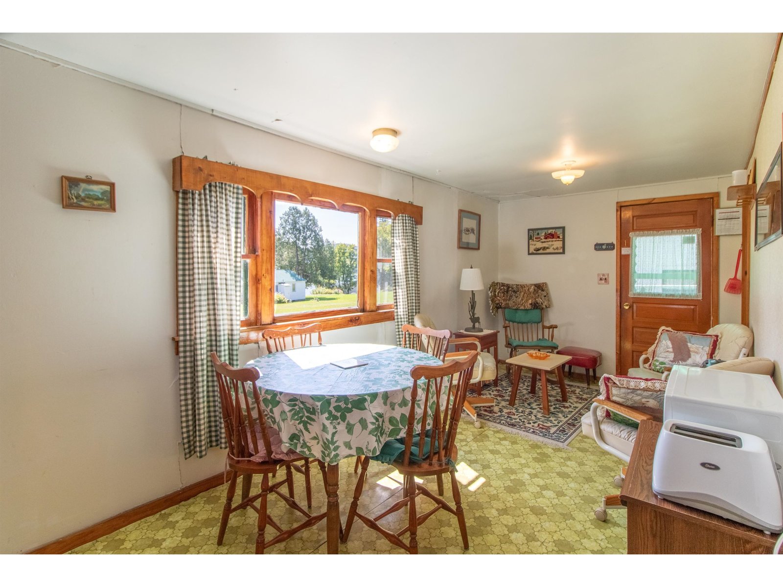 cabin 1 interior