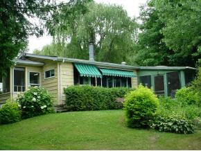 1323 West Shore Rd