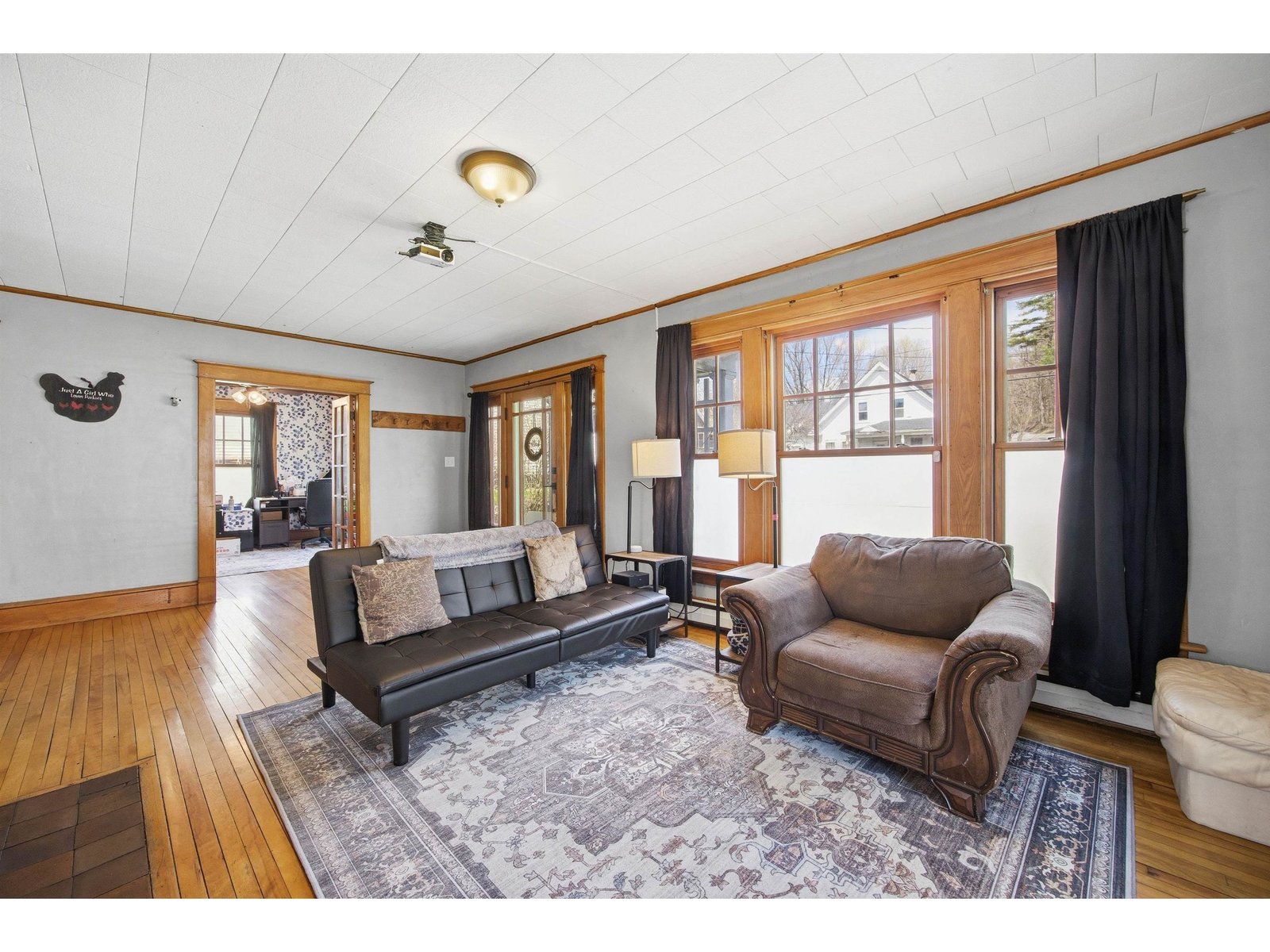 1327 Creamery Road