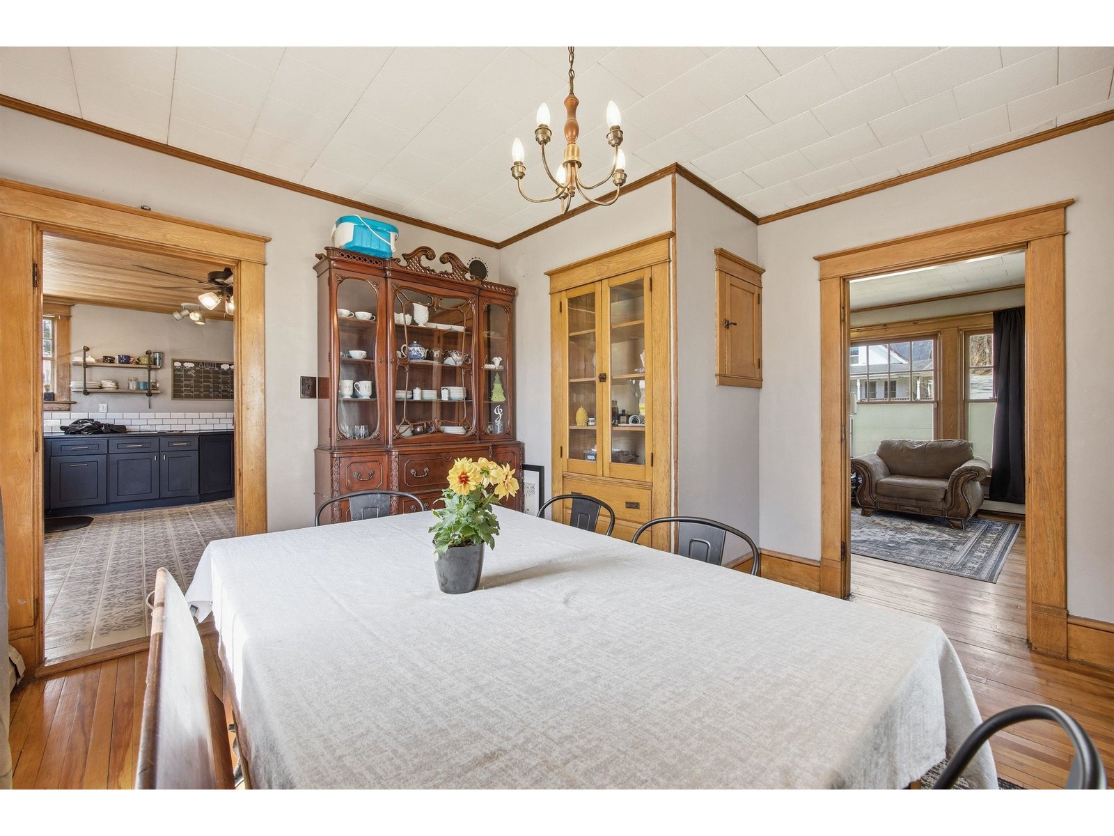1327 Creamery Road