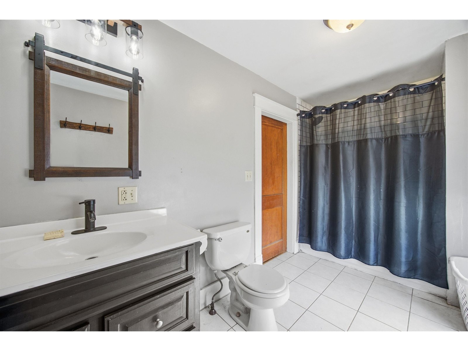 1327 Creamery Road