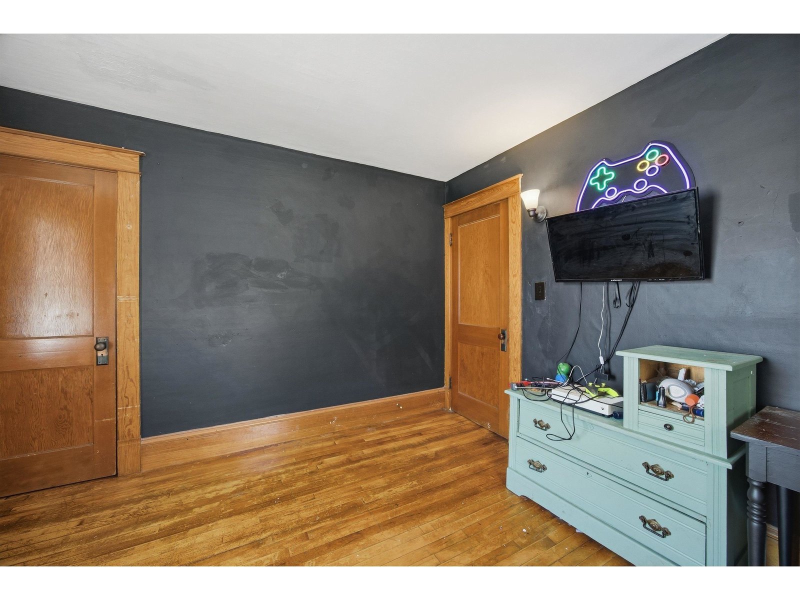1327 Creamery Road