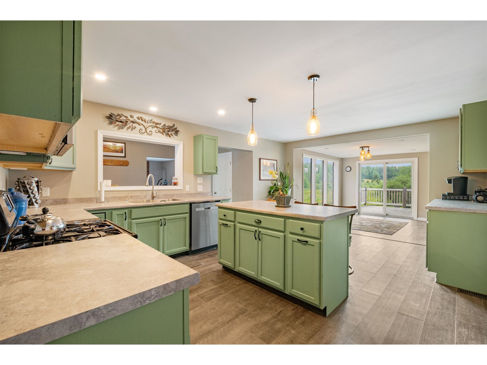 1329 W Hill Road