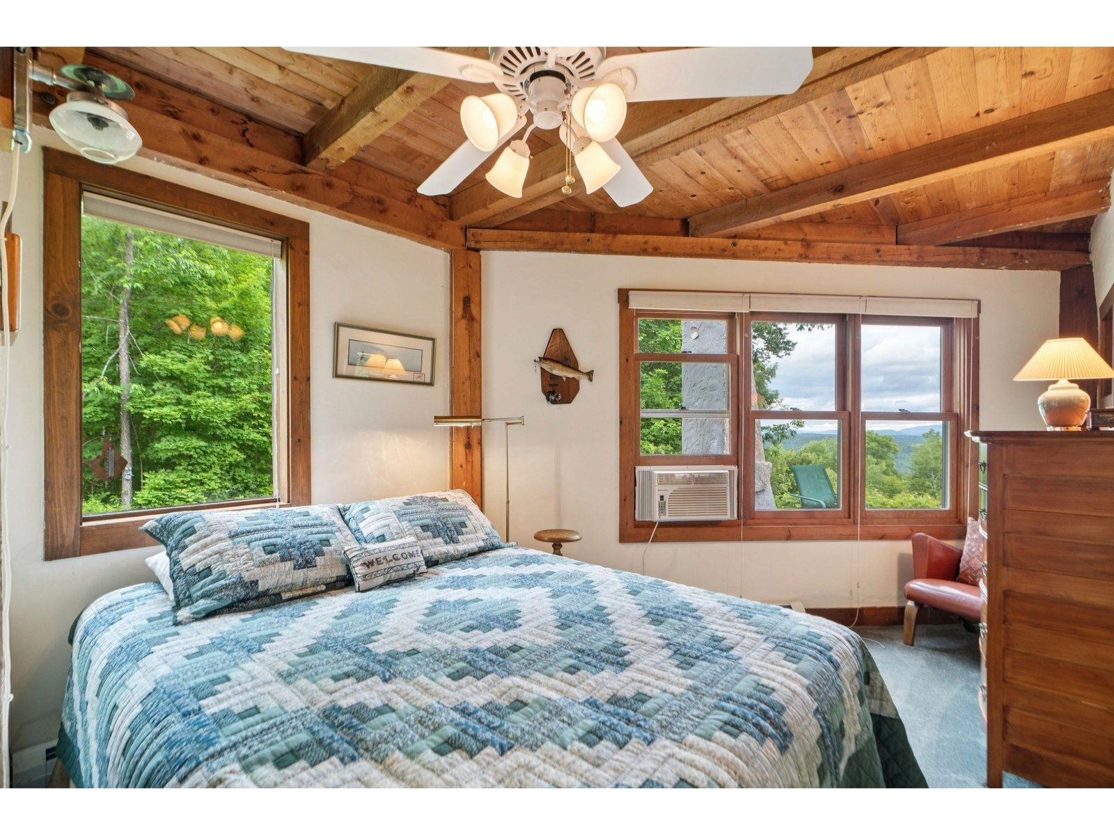 1st Bedroom - Main Floor